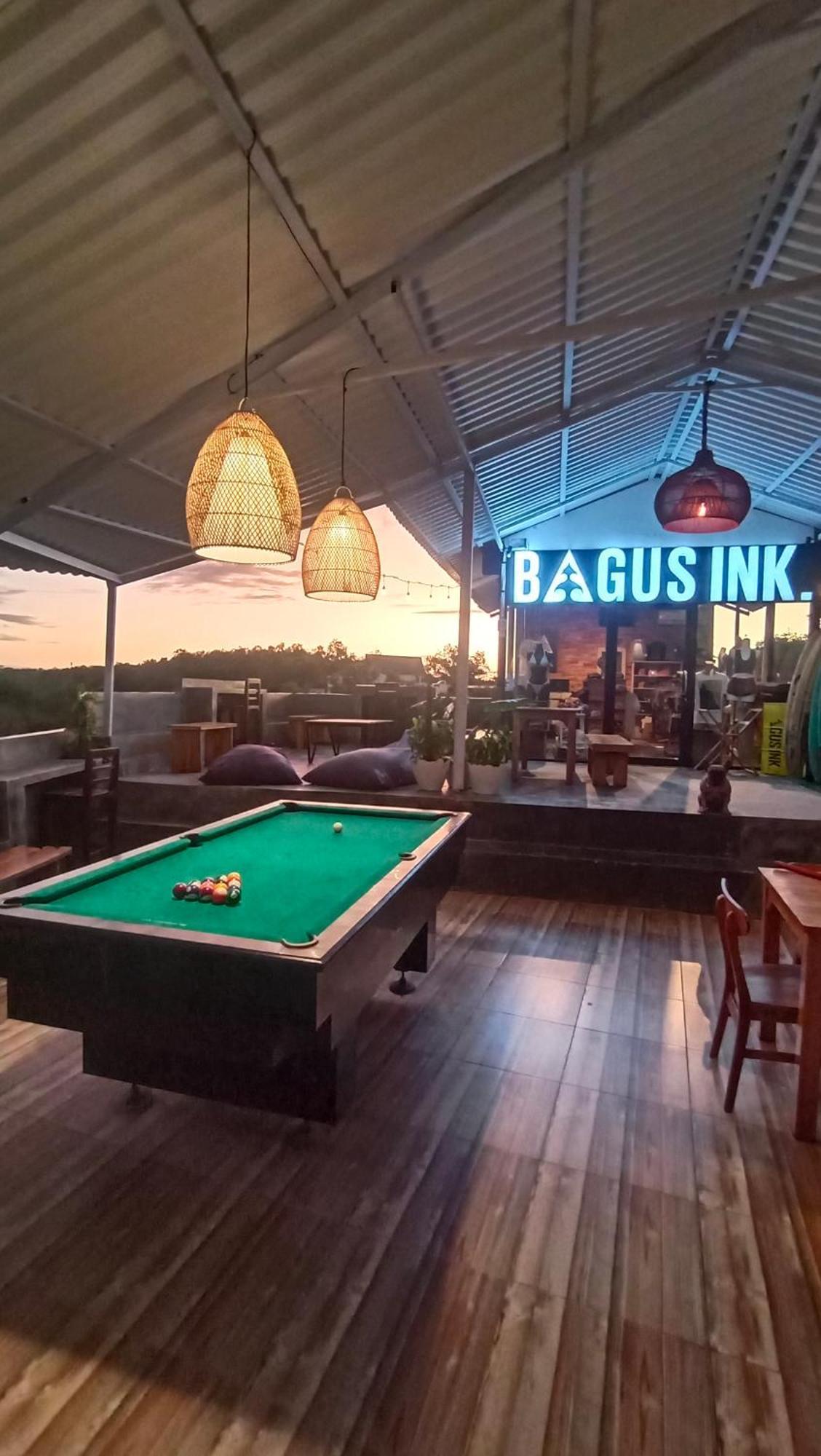 Bagus Ink Surf Camp Hostel Uluwatu  Exterior photo